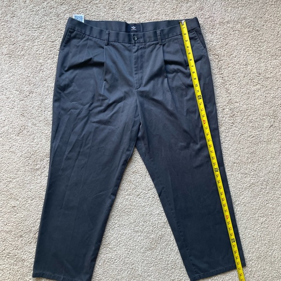 Dockers Relaxed Fit Men’s Pants 42x32 Dark Gray 100% Cotton - Picture 2 of 7